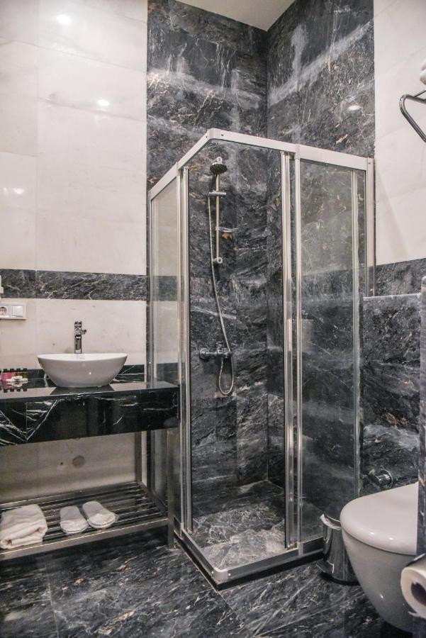 Luxir Hotel Isztambul Kültér fotó